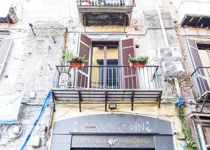 La Maschera Di Pulcinella Napoli